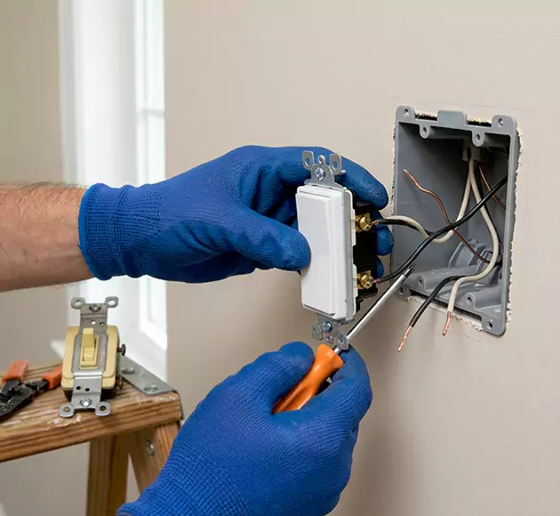 Professional Light Switch Replacement: Your Local Swap-Out Team in West Des Moines, IA