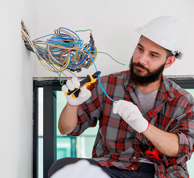 Professional Low Voltage Electrician: Your Local Systems Technician in West Des Moines, IA